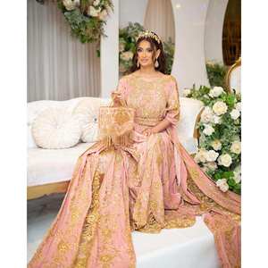 Robe de mariée A-line Blush Rose Somali Dirac avec traîne richement ornée et taille naturelle - Product Image 3