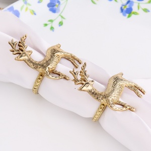 Vente en gros, nouvel arrivage, anneau de serviette renne doré, porte-serviettes en laiton, organisateur de table pour fête de mariage, lot de 4 NHL-14 - Product Image 4