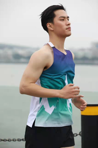 เสื้อกล้ามออกกำลังกายแขนกุดสำหรับออกกำลังกายเล่นกีฬาฟิตเนสแขนกุดผ้าคอตตอนพิมพ์โลโก้ออกแบบได้ตามต้องการ - Product Image 4