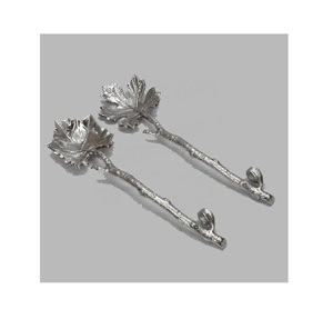 Juego de cubiertos de Metal con estilo para el hogar, vajilla de cocina para Hotel, mesa de ensalada, cuchara de servidor, Color plateado, diseño moderno - Product Image 1