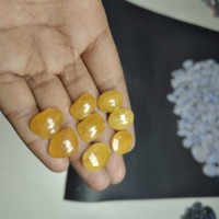 2025 Attrayant Naturel Jaune Saphir Cristal Gemme Lisse Poli Lâche Mélange Pierre avec Différentes Formes et Tailles