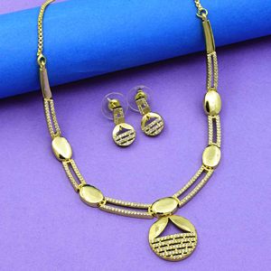 Vente en gros 14K 18K 24K Micro Gold Filled Fashion AD Jewelry Set, Colliers formant des pierres AD, Colliers courts de conception indo-occidentale. - Product Image 1