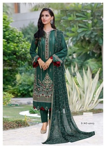 คอลเลกชันเสื้อผ้าอินเดียและปากีสถานพิมพ์ลายผ้าฝ้ายหนักดีไซน์ประณีต - Product Image 4