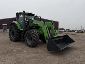 รถแทรกเตอร์ Deutz-Fahr 6180 รถแทรกเตอร์ล้อยาง ขับเคลื่อน 4 ล้อ รถแทรกเตอร์การเกษตร รถแทรกเตอร์สำหรับงานภาคเกษตรกรรม พร้อมที่ตักด้านหน้า รถแทรกเตอร์ดอยซ์-ฟาร์ 6180 - Product Image 4