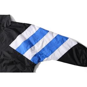 Veste coupe-vent pour homme pour la course à pied, la randonnée et les sports de plein air avec un tissu respirant confortable - Product Image 3