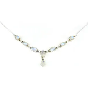 Collar de Plata 925 con Piedra Lunar y Perla, Cadena de Eslabones Chapada en Oro de 18K, Hipoalergénico, Resistente al Deslustre, Elegante, Estilo Religioso - Product Image 3