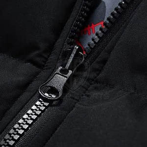 Chaqueta de burbujas de invierno ajustada informal para hombre 2024, estilo de lona de poliéster 100%, patrón de letras, moda de calle alta a la venta - Product Image 4