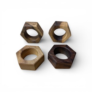 Elegante Juego de Anillos para Servilletas de Madera Oscura Sólida con Forma Cilíndrica Lisa para una Presentación Moderna en la Mesa de Comedor - Product Image 6