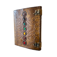 Carnet de notes en cuir gaufré traditionnel marron, couverture rigide ornée de pierres des sept chakras, fait main, personnalisé, thème amour, carnet de croquis et agenda