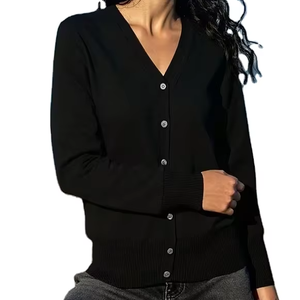 Pull de Noël de haute qualité, ensemble de pulls d'hiver, couleur unie, ensemble de tricots pour femmes, pulls en laine pour femmes, fabrication au Bangladesh - Product Image 1