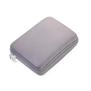 Custodia da Viaggio Personalizzata Troika per Gadget: Organizzazione Elegante per la Comodità in Movimento - Product Image 3