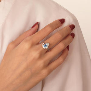 Anillo de Gato Elegante Jeulia con Piedra Azul en Forma de Corazón en Oro Rosa - Product Image 5