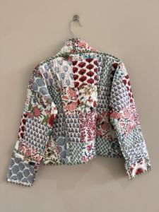 Veste en coton matelassée à imprimé floral de style hippie indien pour femmes - Product Image 6