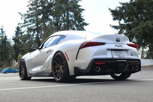 (W&T) PROMO Ventes 2021 TOYOTAs SUPRA 2.0 RWD Cabriolet Sportif VOITURE D'OCCASION - Product Image 2