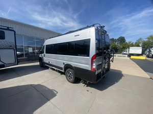 NUEVO EN STOCK PRECIO PARA 2025 Winnebago Travato 59K - Product Image 2