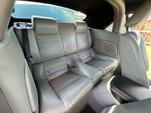 Clean Great Deal Used 2006 F o r <strong>d</strong> <strong>M</strong> <strong>u</strong> s t an g G T Convertiblee Ready to ship - Product Image 4