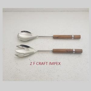 Cuillères de service à salade en acier inoxydable plaqué or avec manche en bois d'écorce de mangue Nouveaux outils de salade de conception tendance - Product Image 3