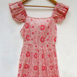 Robe longue de couleur pêche faite à la main décontractée nouveau modèle bouton décoration sans manches naturel pour un usage quotidien prix de gros - Product Image 1