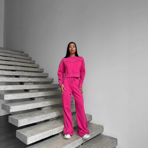 Femmes décontracté solide rayé sweat deux pièces ensemble en gros à manches longues col rond hiver vers le bas épaule survêtement - Product Image 4