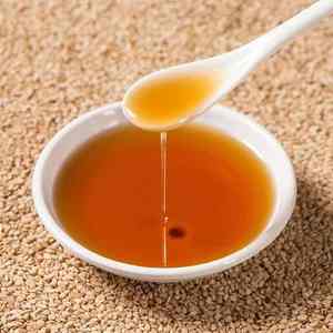 Huile de sésame naturelle en gros pour l'exportation, huile de sésame torréfiée pure, huile de sésame non raffinée de haute qualité pour trempage, friture et salades - Product Image 5