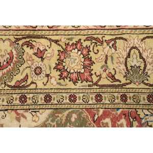 พรมตุรกีโบราณ ขนาด 1.8x3.3 ฟุต พรมขนสัตว์สีแดงลายปะติด - Product Image 5