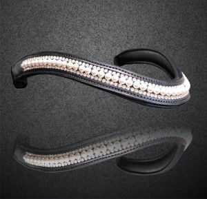 ROYAL INTERNATIONAL - Diadema de Cuero con Perlas Negras de 3 Filas, Tamaño Personalizado, para Exportadores Indios de Uttar Pradesh, Precios Razonables - Product Image 3