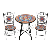 Dernières deux chaises et une table Meubles de bistro pliants de jardin au design étonnant avec finition antique de l'exportateur indien