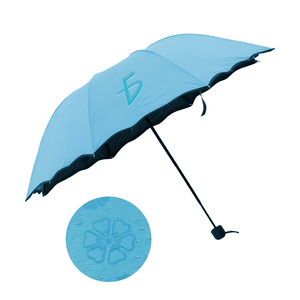 Ombrello Magico - Grazioso Ombrello Pieghevole in Tre Sezioni 190T che Cambia Colore con la Pioggia, Facile da Aprire per Viaggiare - Product Image 5