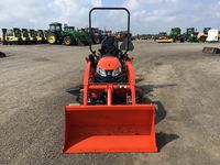 Vente en gros pour Kubota BX23S Mini tracteur agricole meilleure qualité 4WD roue tondeuse à gazon utilitaire compact pour petites fermes équipement durable