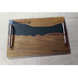 Prix de gros Décoration intérieure Plateau en bois et résine avec poignée en métal Organisateur personnalisé Plateau de service alimentaire à longue surface Plats Assiettes - Product Image 3