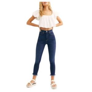 Leggings in denim a vita alta da donna Free People, con orlo grezzo, colore blu navy, taglia 24, elasticizzati. - Product Image 1