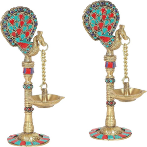 Estilo Art Deco, par Diya colgante de latón de 9 pulgadas, trabajo de piedras preciosas, diseño de pavo real, decoración Diya de latón estándar para Puja Pack 2 - Product Image 3