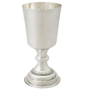 Zarif şarap kadehi gümüş bitmiş Chalice kadeh için kraliyet kutlamaları için cemaat şarap bardağı Metal fincan Drinkware malzemeleri