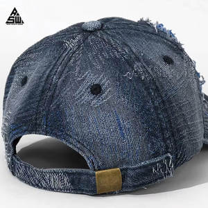 Gorra de Béisbol de Doble Cara con Agujeros Grandes, Estilo Urbano, Parches de Colores, Costuras Decorativas, Tela Común, Unisex, Talla Ajustable, Nuevo Modelo de Primavera - Product Image 6