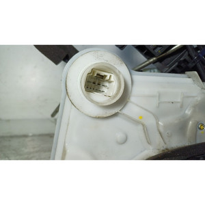 SERRURE AVANT GAUCHE TOYOTA Aygo 3ème Série 690400H060 1KRFE (15>) - Product Image 3