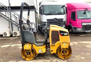 Machine dynamique vibrante à tambour unique de rouleau de route utilisée par 2023 pour le meilleur prix disponible - Product Image 3