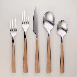 Cubiertos de latón y metal de calidad, cucharas para servir, juego de 6 piezas, fabricante indio, juego de cubiertos de acero con espejo hecho a mano - Product Image 2