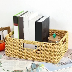 Cesta de almacenamiento para el hogar hecha de bambú. - Product Image 2