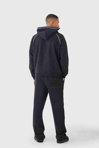 Conjunto de Sudadera con Capucha y Pantalones Deportivos de Dos Piezas con Costuras en Contraste y Cierre de Cremallera, Ropa Deportiva Informal para Hombre, con Logotipo Personalizado - Product Image 3