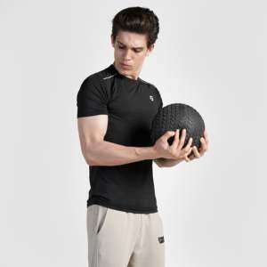 เสื้อยืดทรงเข้ารูปทันสมัยสีดำ - Product Image 4