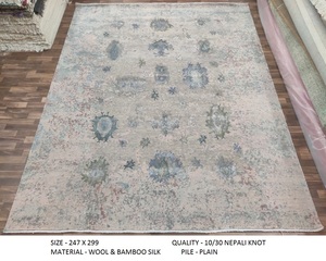 Alfombra de área de diseño abstracto de nudo nepalí de lujo Material de algodón suave de seda de bambú y lana anudada a mano - Product Image 2