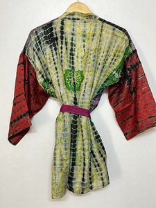 มัดย้อม, เสื้อคลุมกิโมโนสั้น, เสื้อคลุมผ้าไหมบริสุทธิ์, เสื้อคลุมผ้าไหมมัดย้อม, เสื้อคลุมผ้าไหมผู้หญิง, กิโมโนย้อมมือผูก, กิโมโนหลากสี - Product Image 6