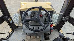 รถแทรกเตอร์ล้อ420F 420E 416E แมวใช้กับเครื่องยนต์และกระปุกเกียร์90HP กำลังการผลิตสูงนำเข้าจากญี่ปุ่น - Product Image 4