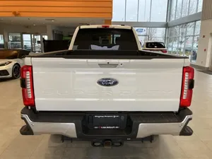 ฟอร์ด เอฟ-350 ลาเรียต ซูเปอร์ดิวตี้ ปี 2023 รับรองคุณภาพ - Product Image 4