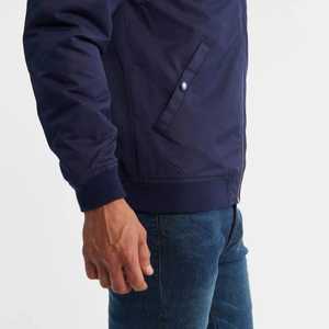 Veste bomber en nylon sur mesure en gros, fabrication OEM, veste bomber légère pour hommes, fermeture éclair, manches longues - Product Image 4