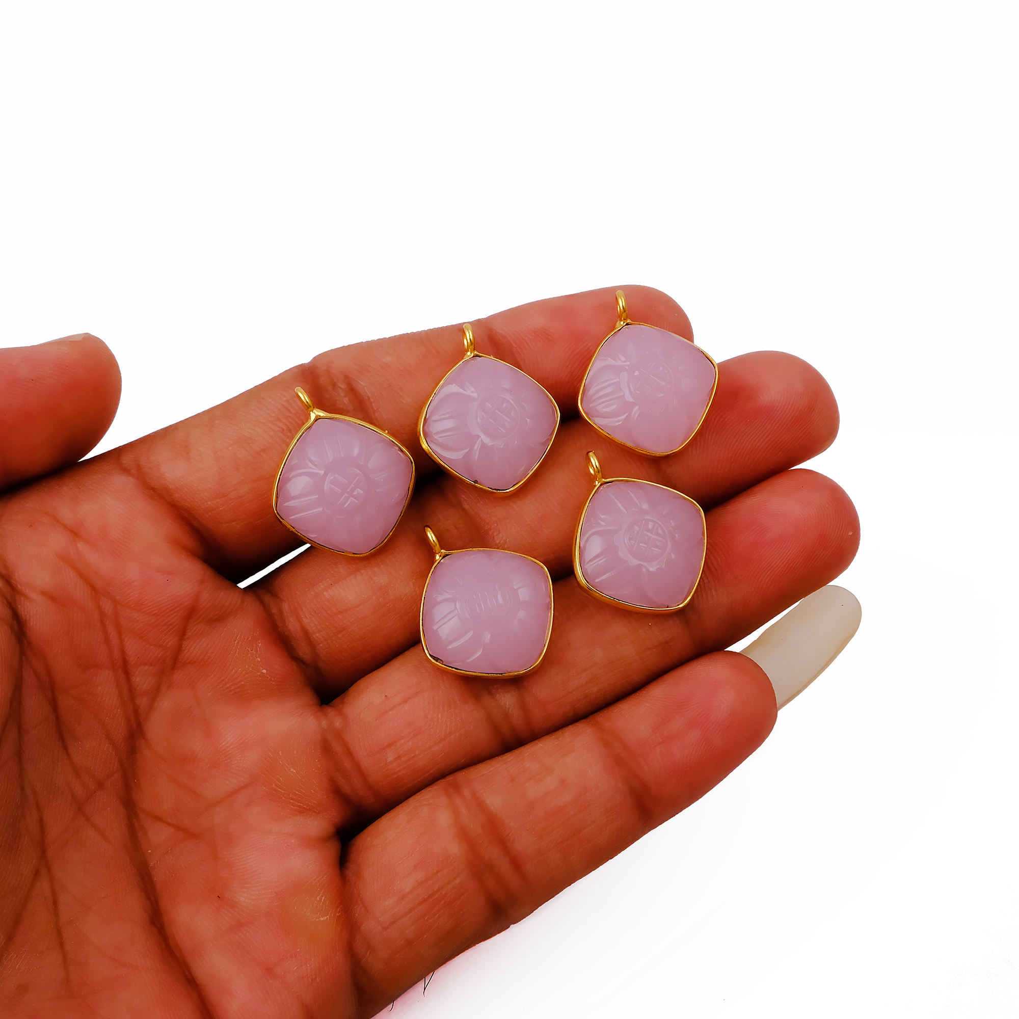 พลอยคาลซิโดนีสีชมพู