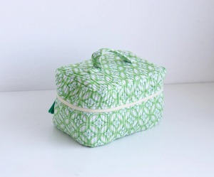 Handcrafted Quilted Cotton Eco-Friendly Vintage Makeup Box <b>Zipper</b> Closure Durable Water Resistant Travel Organizer Case - Product Image 1