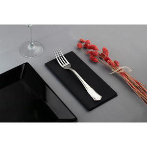 Tovaglioli Neri 40x40cm Piegati 1/8, Morbidi e Asciutti, 480 Pezzi, B2B - Product Image 2