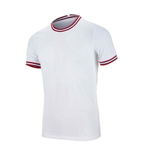 Maillots de foot personnalisés sur mesure, design sportswear personnalisé, ODM, les plus populaires, faible MOQ, prix raisonnable, en vente. - Product Image 1