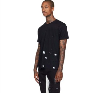 Camiseta de moda y práctica para hombre y conjunto de pista de llamarada apilada: perfecto para deportes y ropa informal - Product Image 3